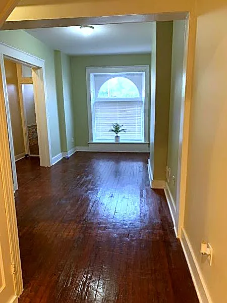 3 bed, 642 sqft, $1,600 — Photo 3