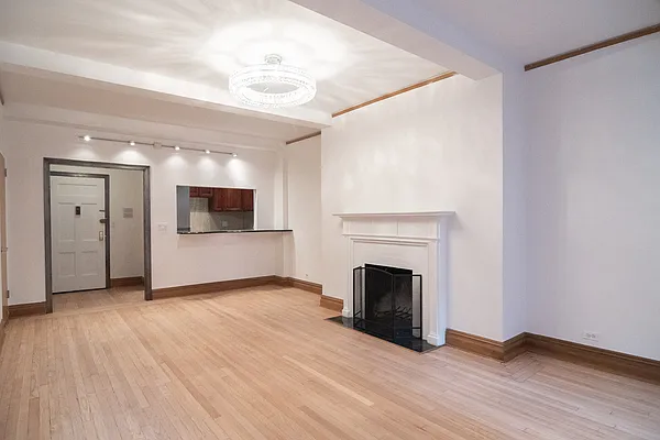 Rented by WAM Partners - William Moses Co. | media 6