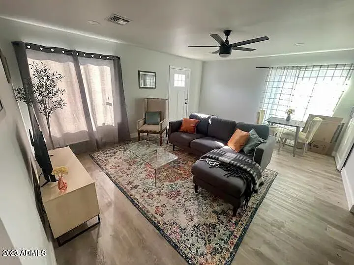 1808 E Yale St #2 — Photo 3