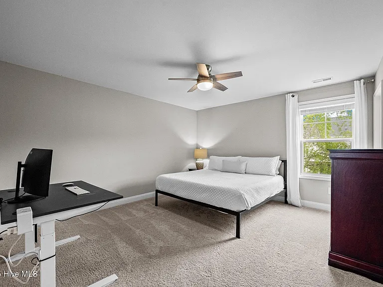 303 Red Cedar Dr — Photo 32