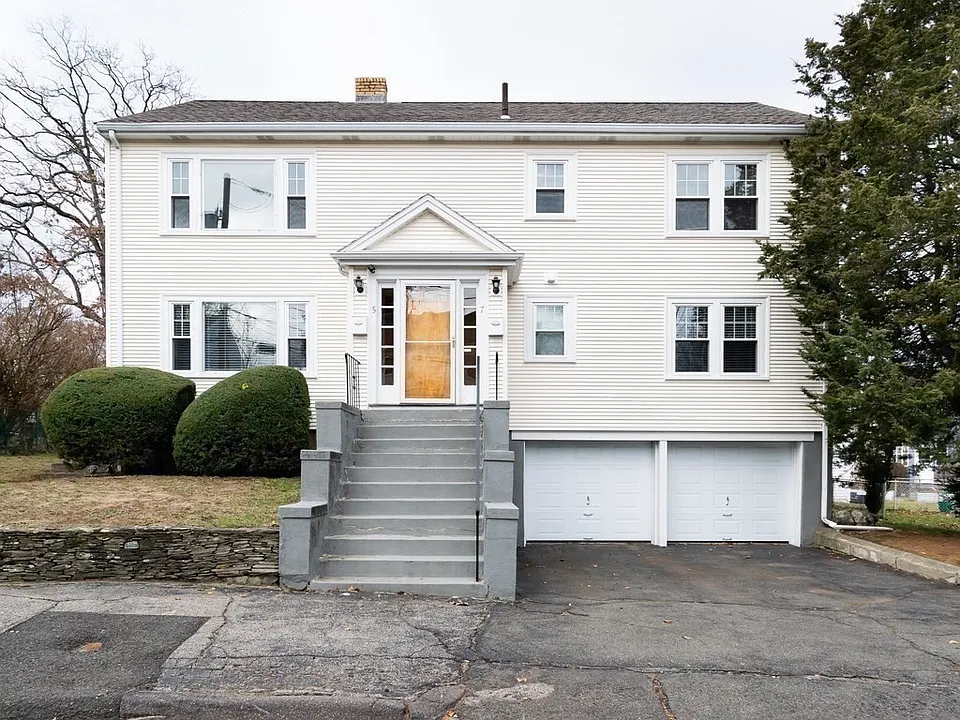 5 Mangano Ct #1