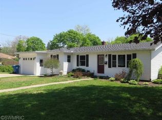 412 S Luray St, Greenville, MI 48838