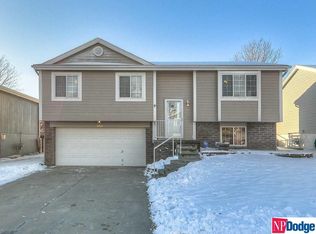 11727 Mary St, Omaha, NE 68164