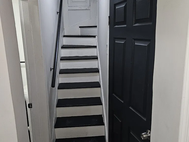 608 Homestead St #4 — Photo 12