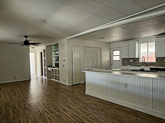2nd image of 278 Avenida Andorra