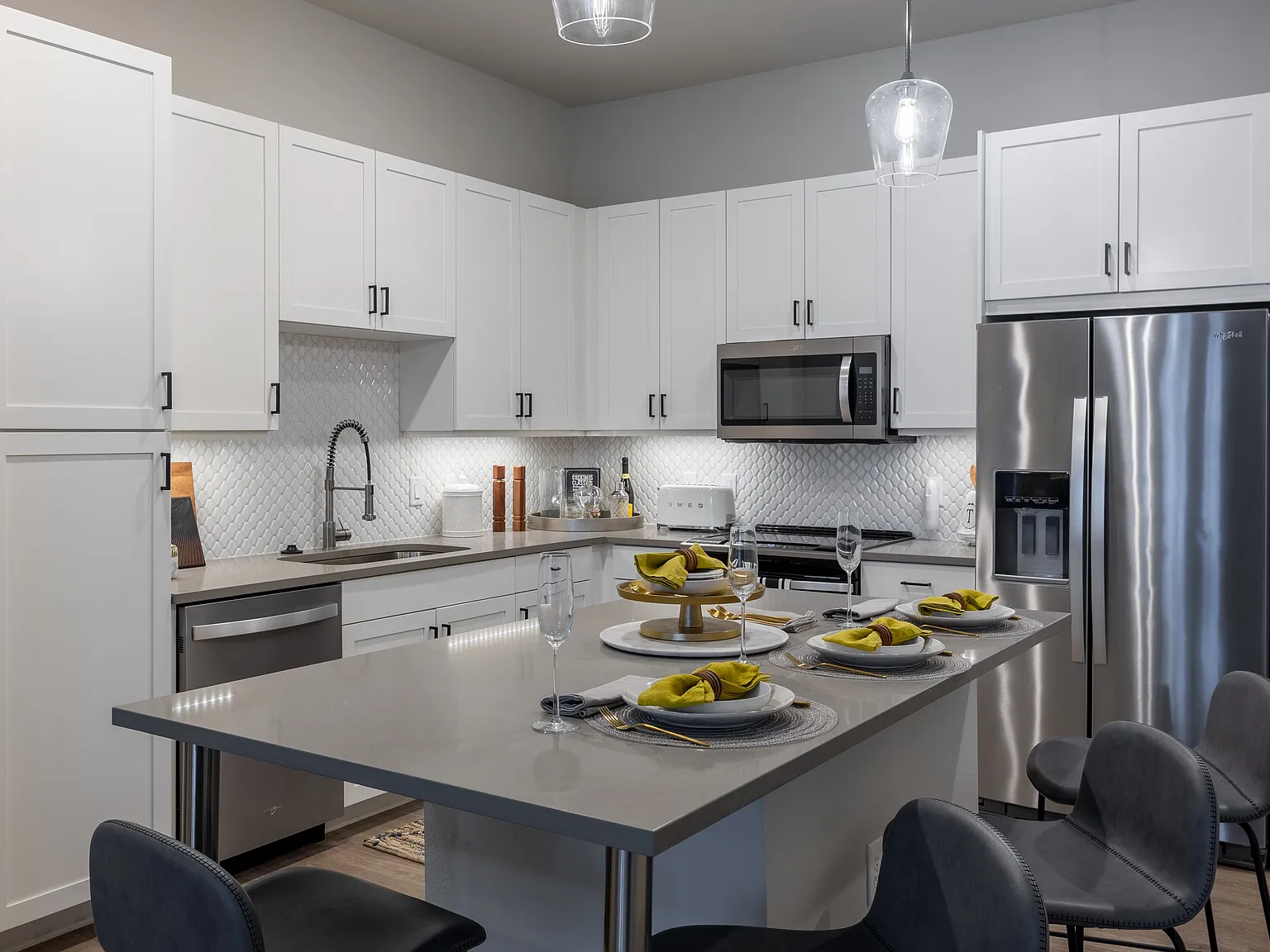 SYNC Sawyer Heights Apartments — Photo 1
