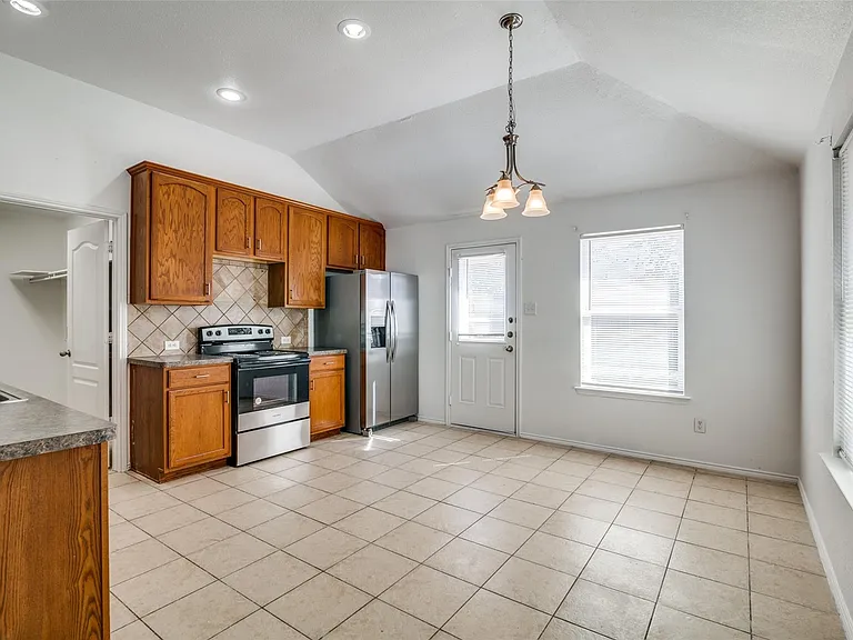 2014 Zavala — Photo 7