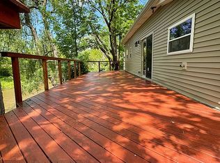 7196 Rapids Rd, Lockport, NY 14094