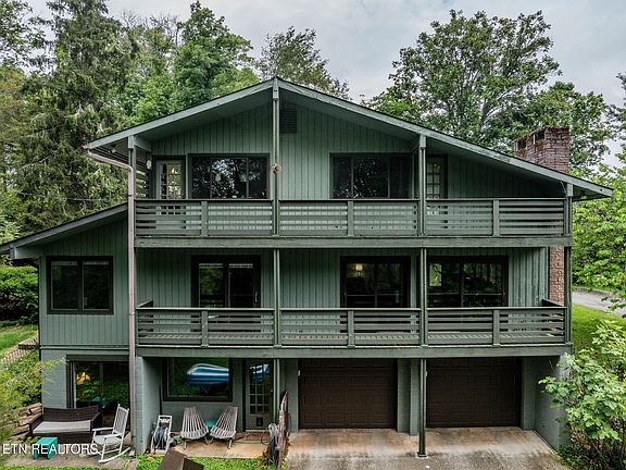 2nd image of 331 Louisiana Ave
