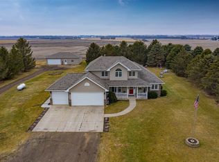 10320 Cotter Rd, La Porte City, IA 50651