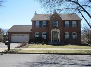 829 Clearview Ln, Bethlehem, PA 18017