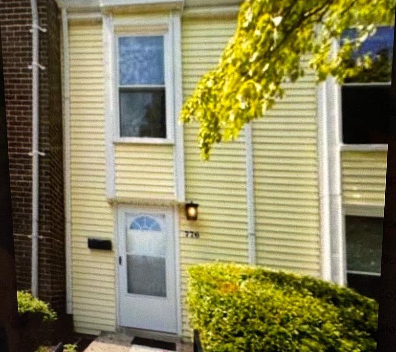 1st image of 776 W Side Dr #9-C