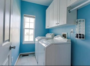 232 Ashbury Hills Dr, Richmond, VA 23227