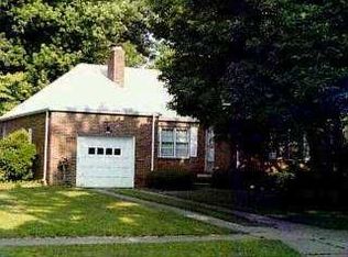 3325 Cheltenham Rd, Toledo, OH 43606