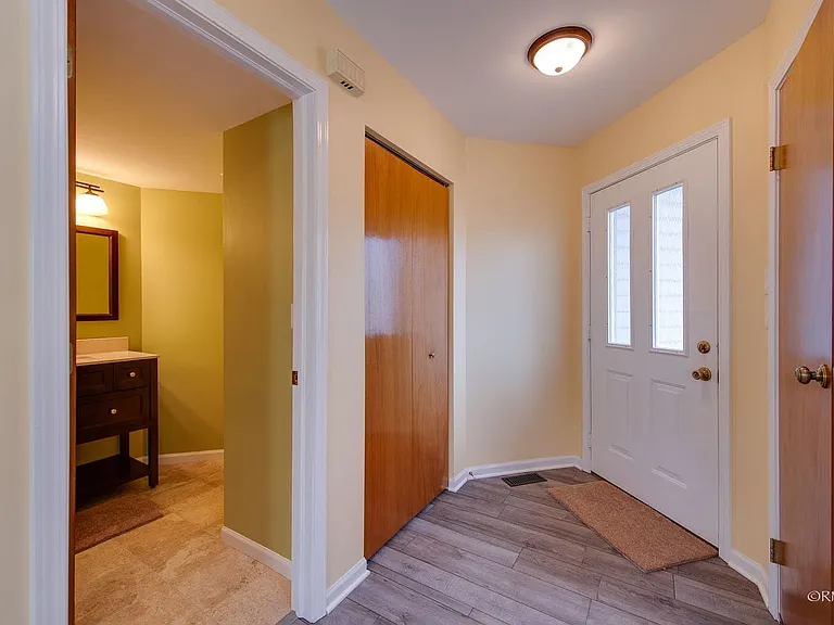 344 Kildare Ct — Photo 5