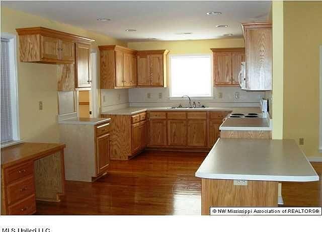 2nd image of 9180 Cub Lake Rd