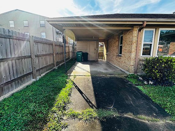4th image of 4408 Karen Ave