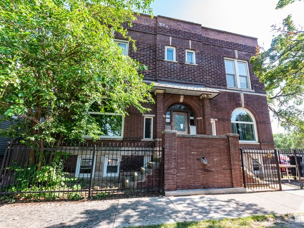 1535 W Leland Ave