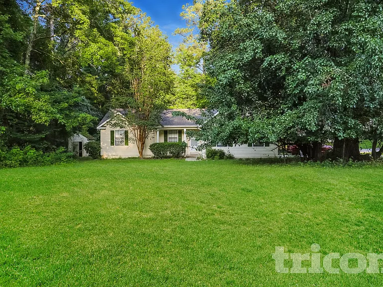 80 Ridgewood Trl — Photo 1