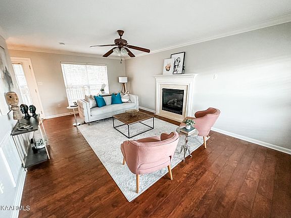 4th image of 1824 Bombay Ln