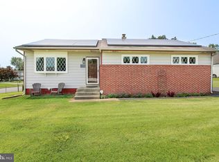 130 W Chelton Rd, Brookhaven, PA 19015