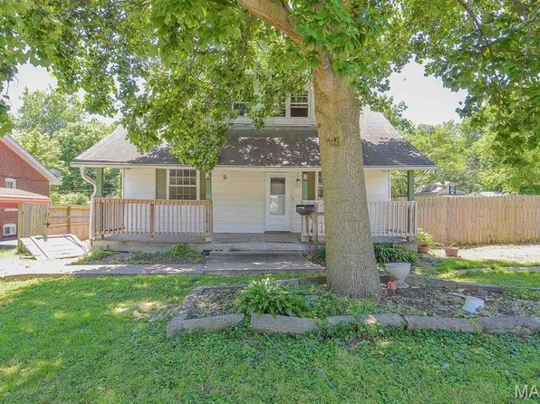 206 Gilbert St, Swansea, IL 62226
