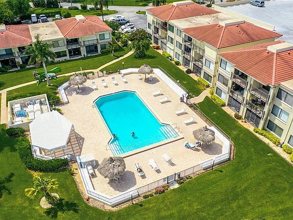 4th image of 6372 Palma Del Mar Blvd S APT 317