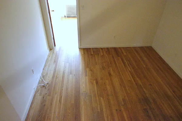 Rented by Jonis Realty | media 34