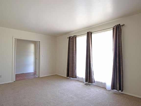 5th image of 1615 S 69th Ave E