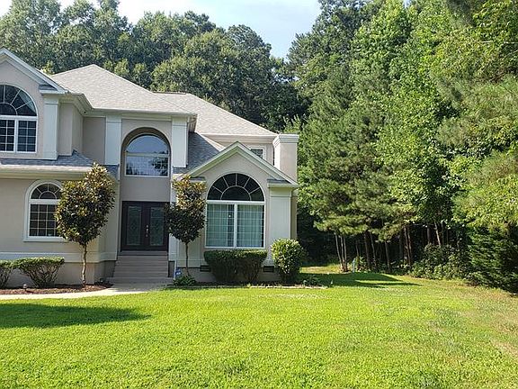 2nd image of 4204 Hall Oaks Dr