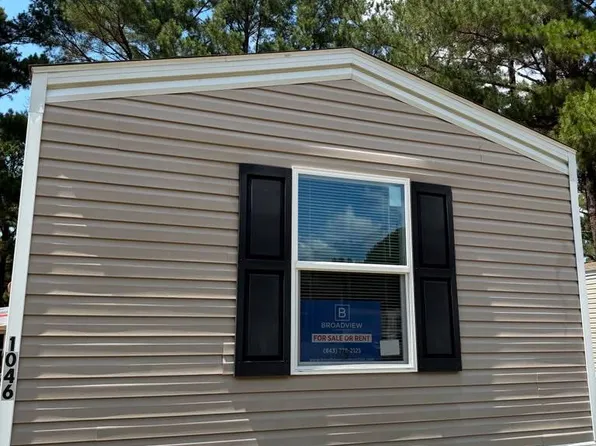 1046 Victoria St, Dillon, SC 29536