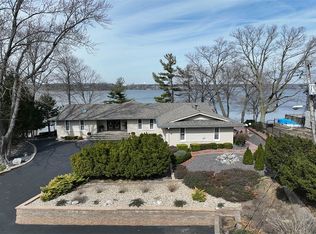 62 S Shores Dr, Decatur, IL 62521