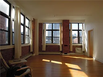 Rented by R New York