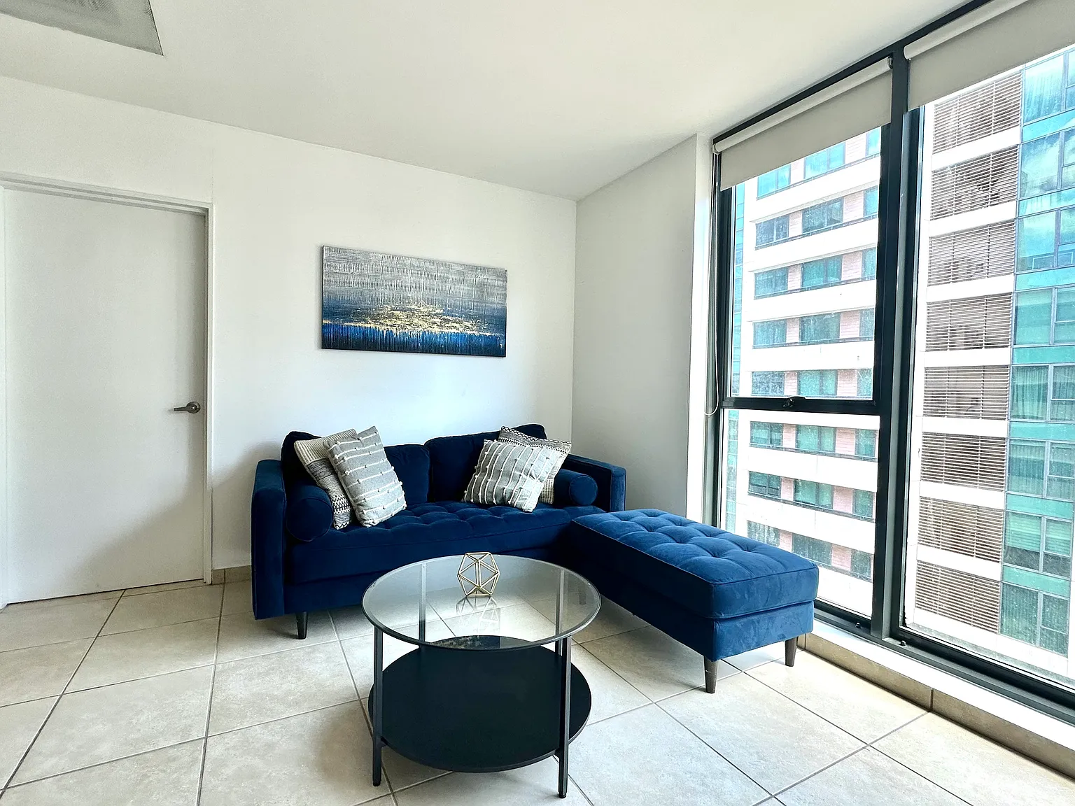 1 bed, 650 sqft, $2,600 — Photo 2