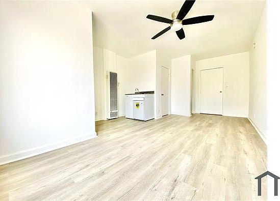 1st image of 3551 S Western Ave APT 7