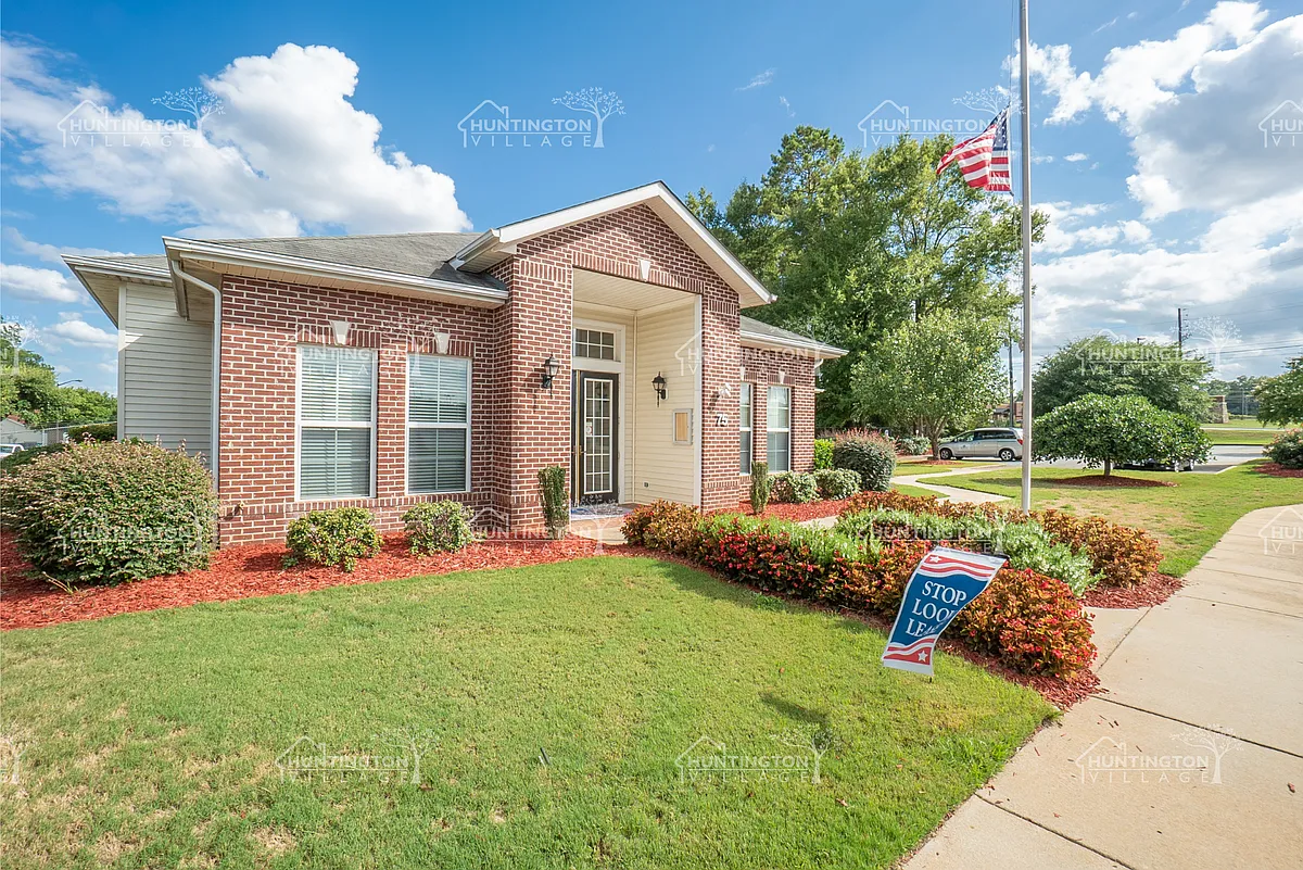Building Photo - 1003 Brookley Ave