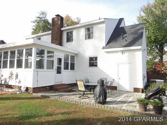 5th image of 202 Ravenwood Dr