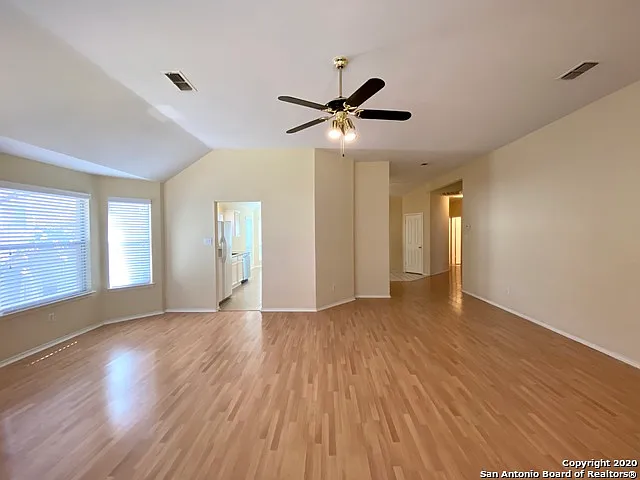 6635 Shady Bend Dr — Photo 6