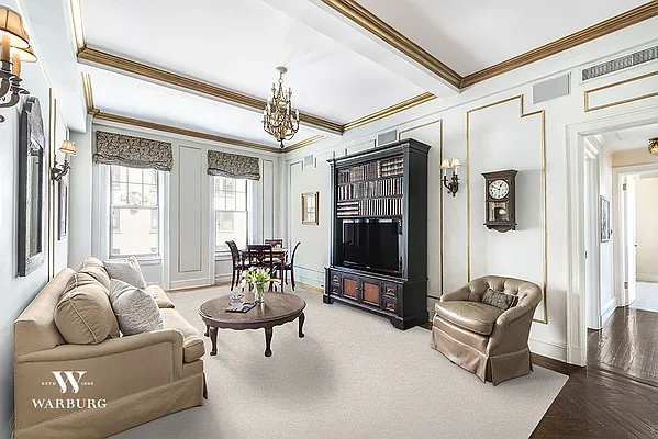 Sold by Warburg | media 1