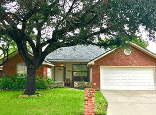 1817 Lauren Ln, Mission, TX 78572