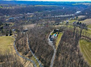 6339 Riverview Rd, Slatington, PA 18080