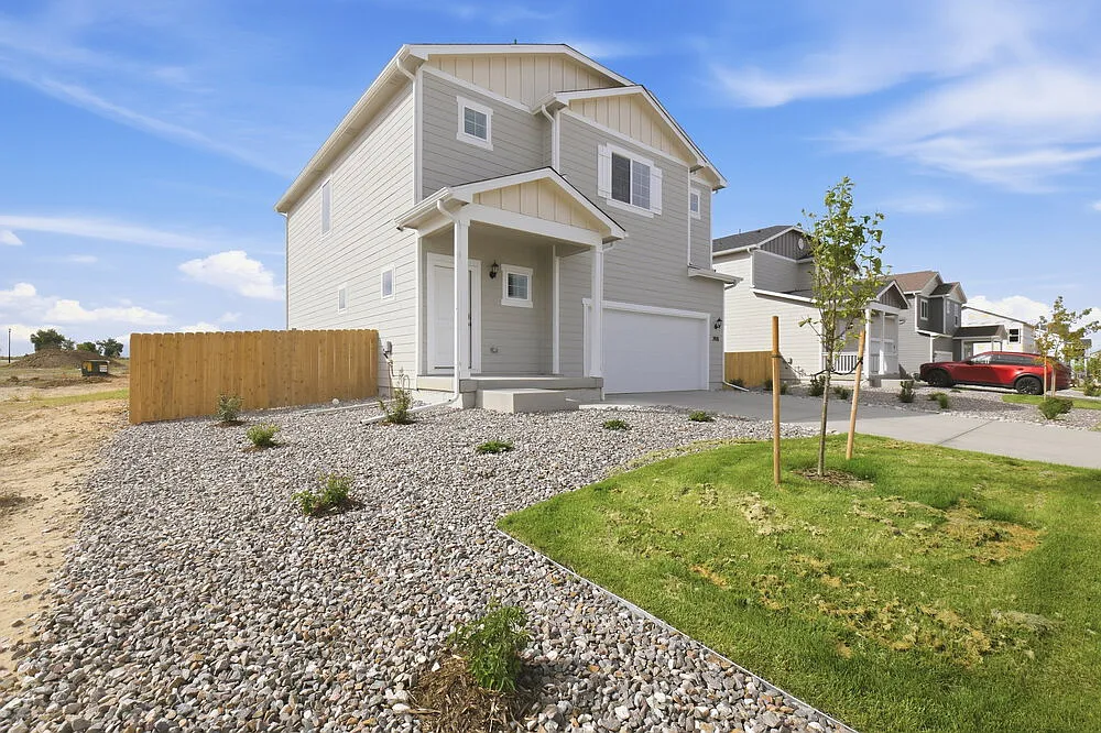 4 bed, 2.5 bath, 1924 sqft, $2,685 — Photo 4