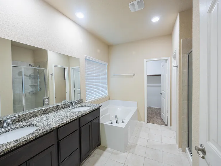 9821 Prairie Dog Ln — Photo 15