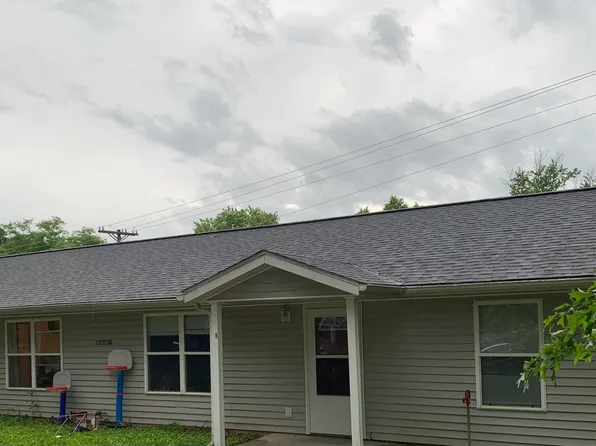 500 Oak Leaf Ln, Mokane, MO 65059