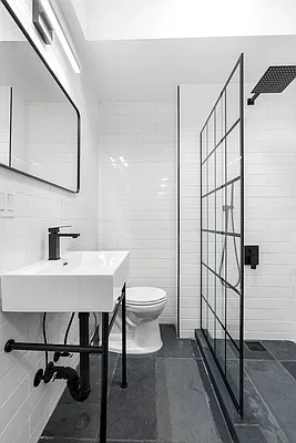 Rented by Compass | media 24