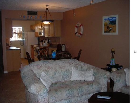 5th image of 19807 Gulf Blvd APT 123