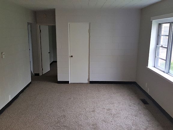 2nd image of 2951 N Capitol Ave APT 5
