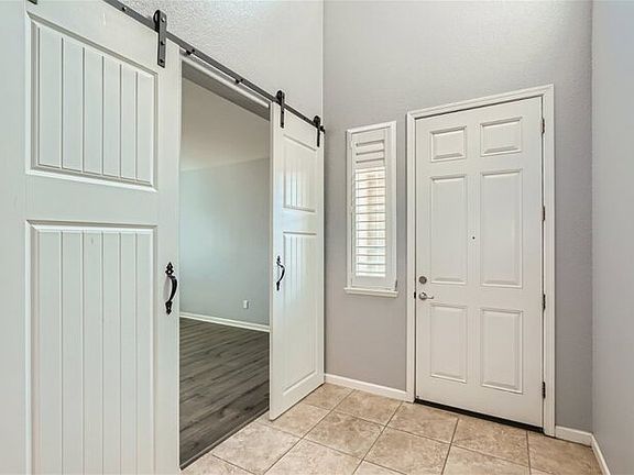 2nd image of 8300 La Cruz Way
