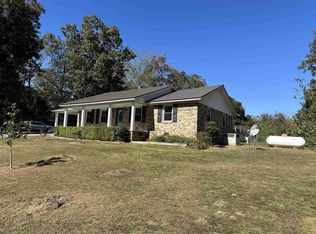 155 Lewter Rd, Crump, TN 38327