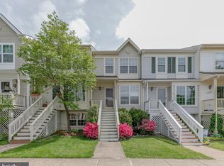 14181 Autumn Cir, Centreville, VA 20121